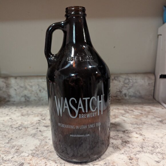 Squatters Craft Beers / Wasatch Brewery 1.89L 64oz Empty Glass Beer Jug Growler - Picture 2 of 2
